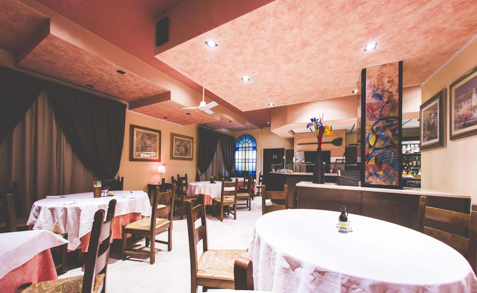 Quari Hotel Restaurant & Pizza Cologna Veneta Buitenkant foto